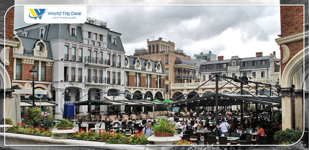Piazza square – world trip deal